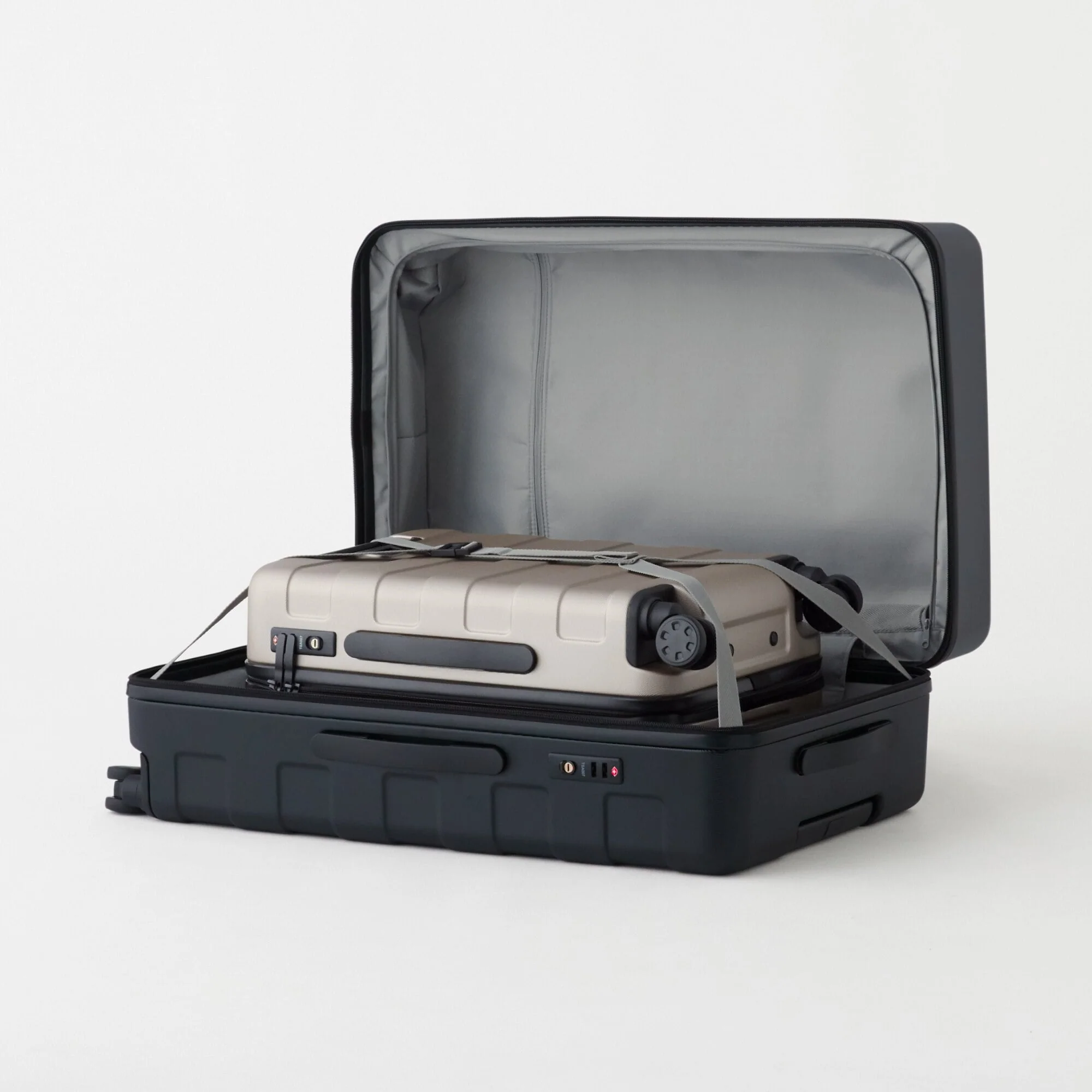 Adjustable Handle Hard Shell Suitcase 36L | Carry-On - Image 13