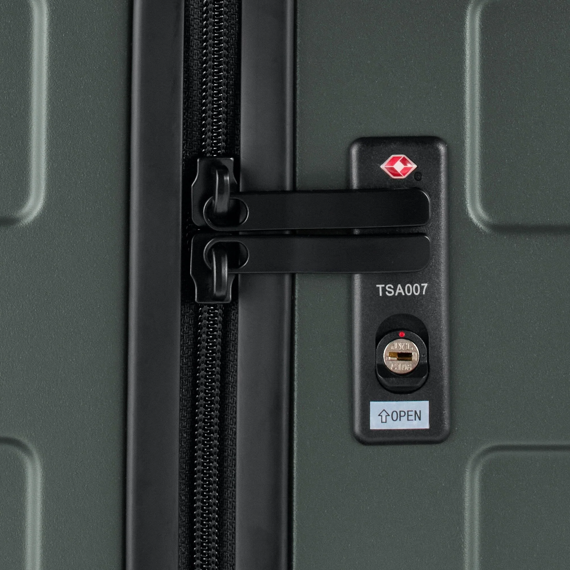Adjustable Handle Hard Shell Suitcase 75L | Check-In - Image 82