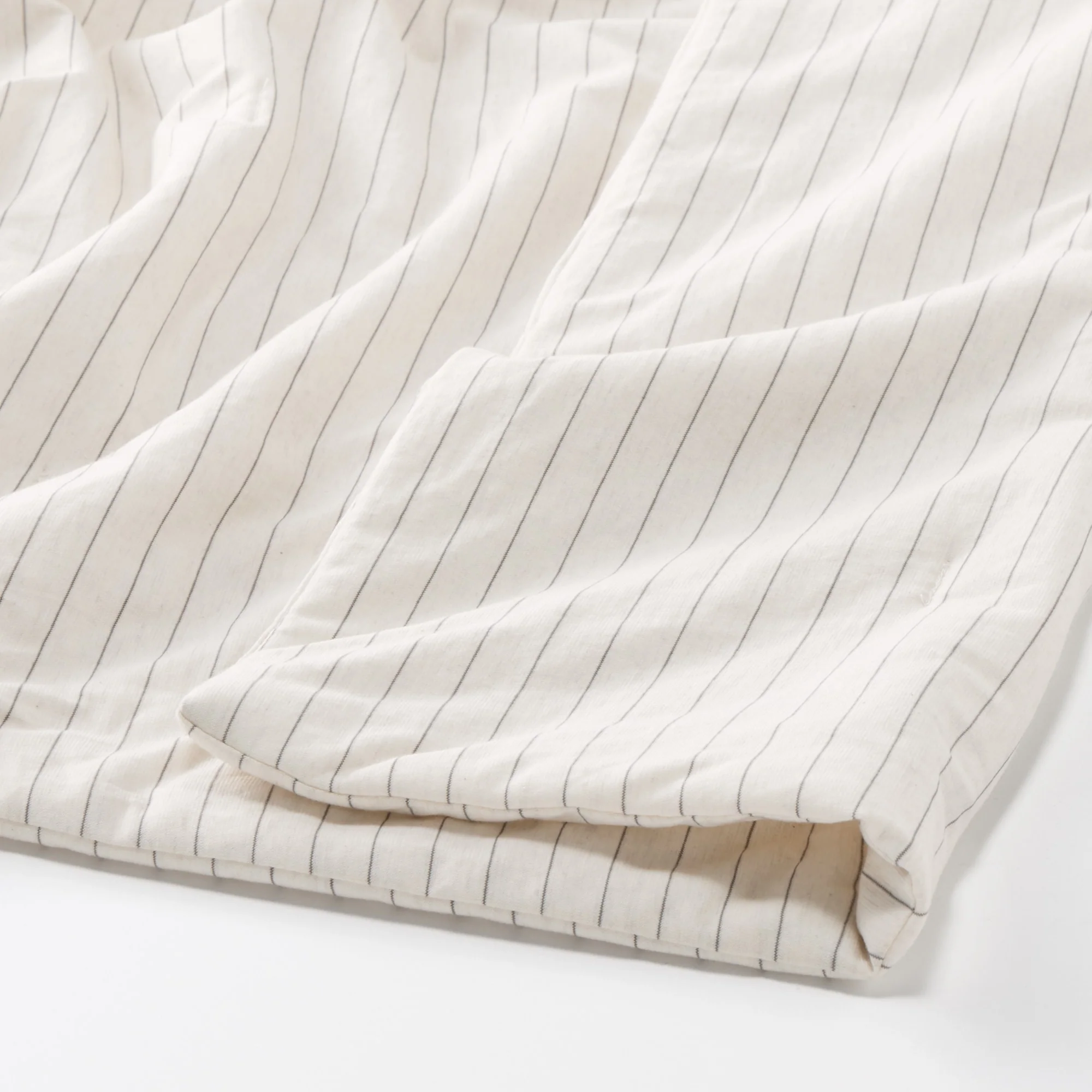 Cotton Cool Touch Thin Duvet - Queen - Image 18