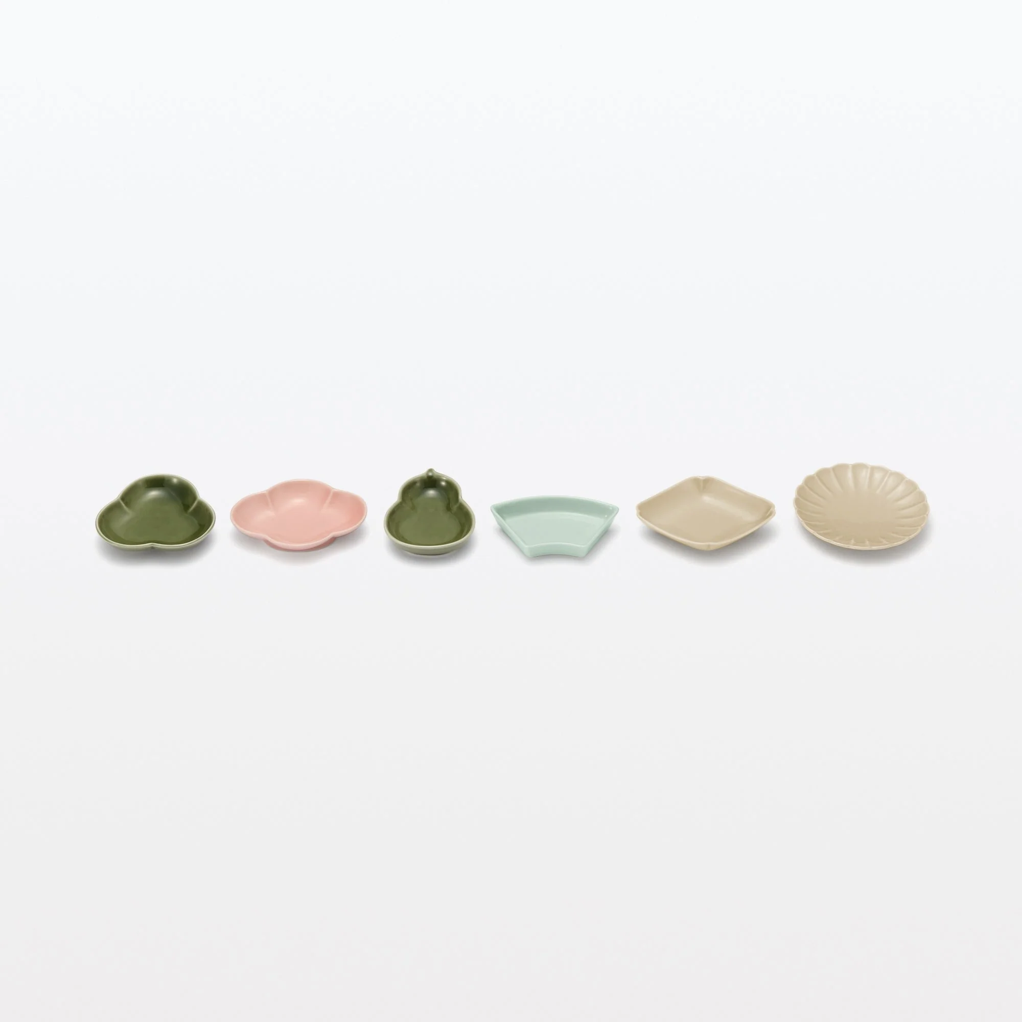 Hasami Ware Lucky Small Plate - Diamond - Steamed Chestnut - Image 7
