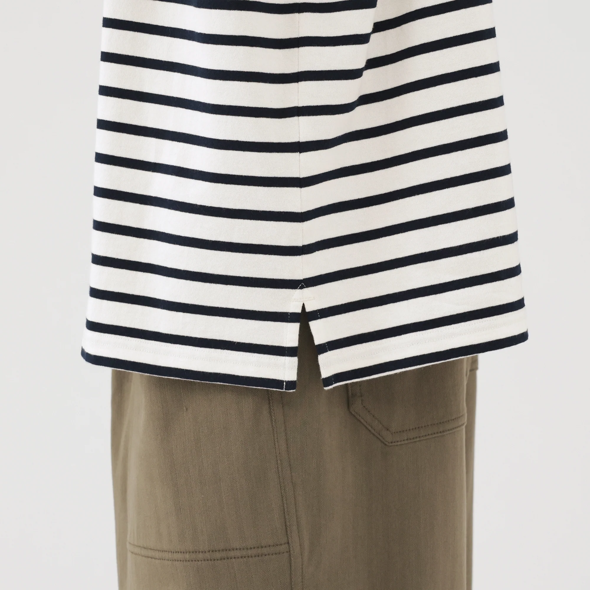 Heavyweight Boatneck T-Shirt - Image 16