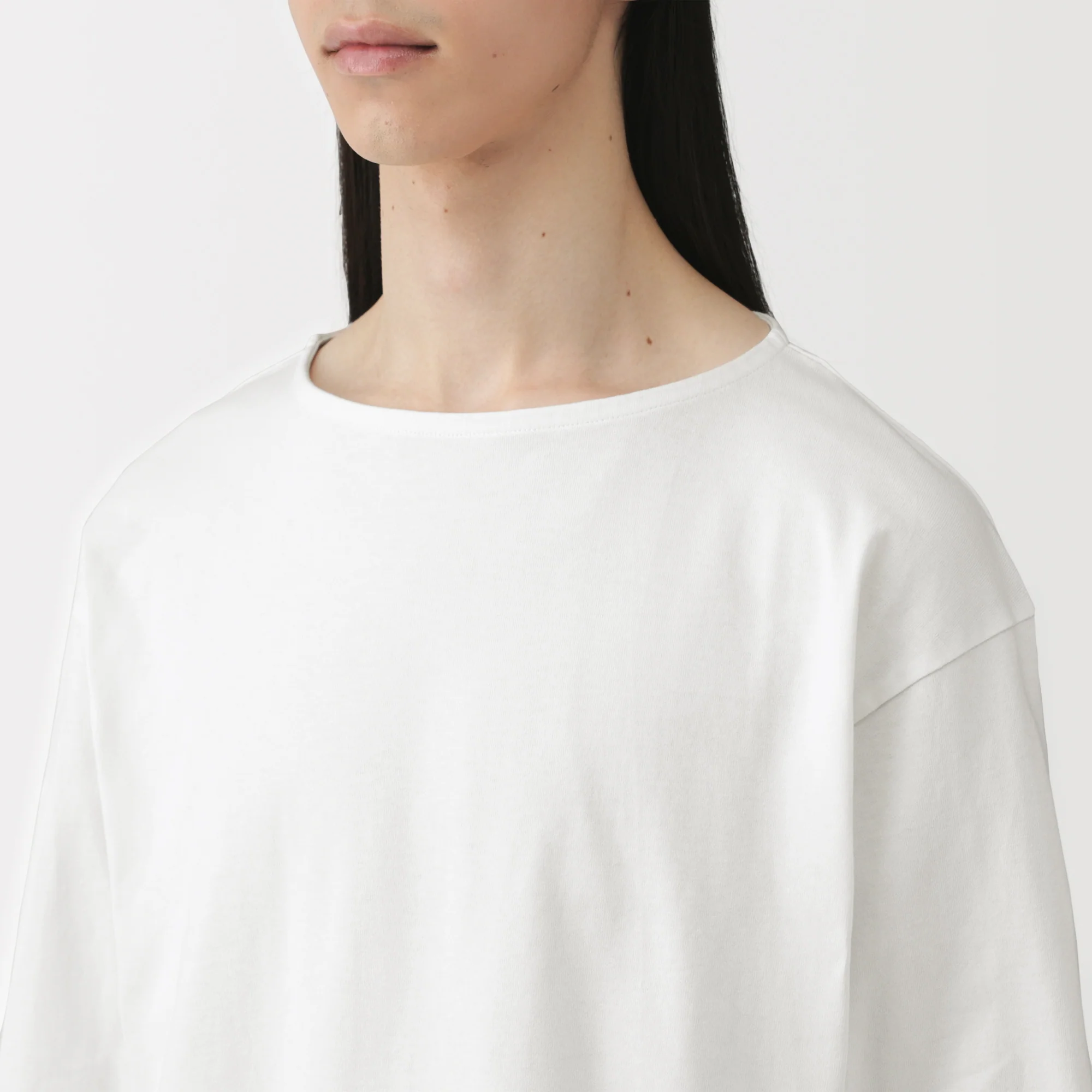 Heavyweight Cotton Boatneck T-Shirt - Image 7
