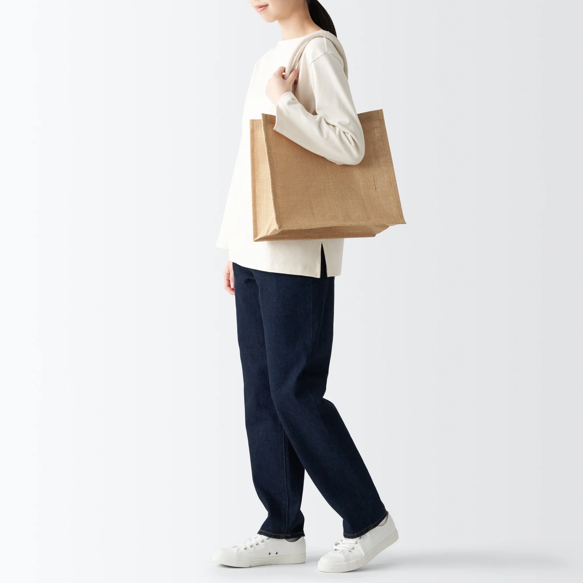 Jute Bag Medium - Image 8