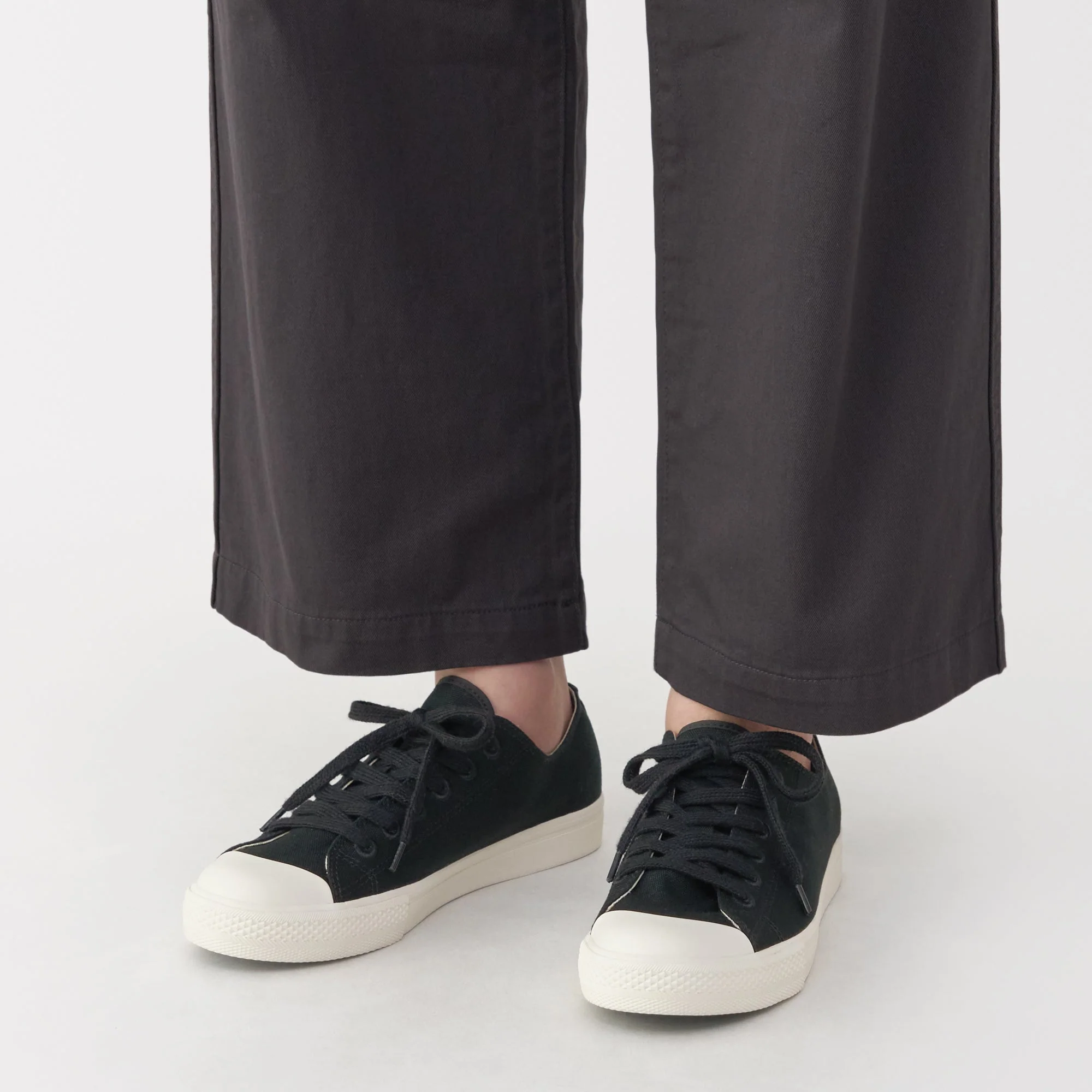 Less Tiring Sneakers Black - Image 11