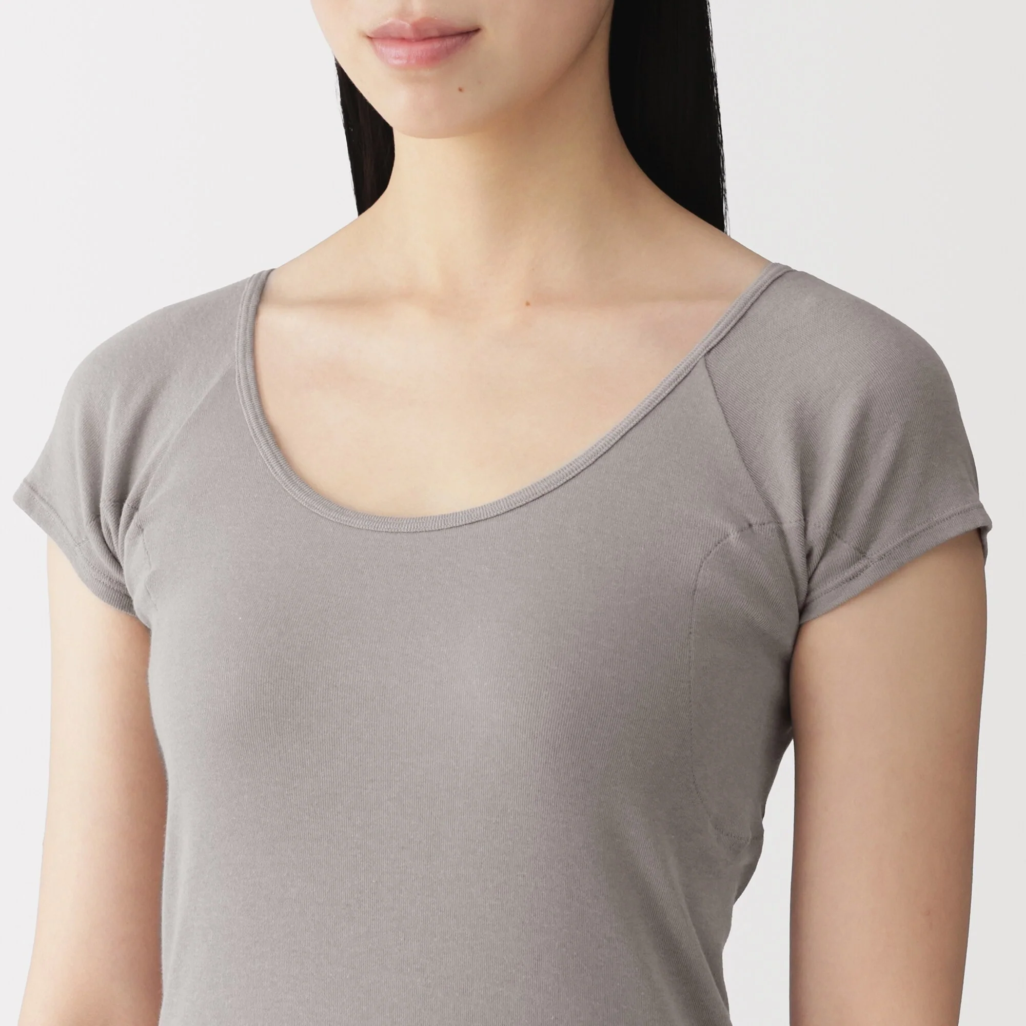Moisture-Wicking Sweat Pad T-Shirt - Image 31