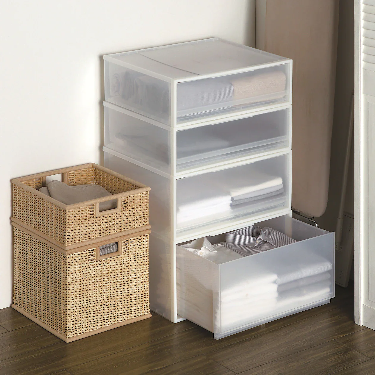 Polypropylene Storage Wide Drawer (W21.7 x D17.5") - Image 16
