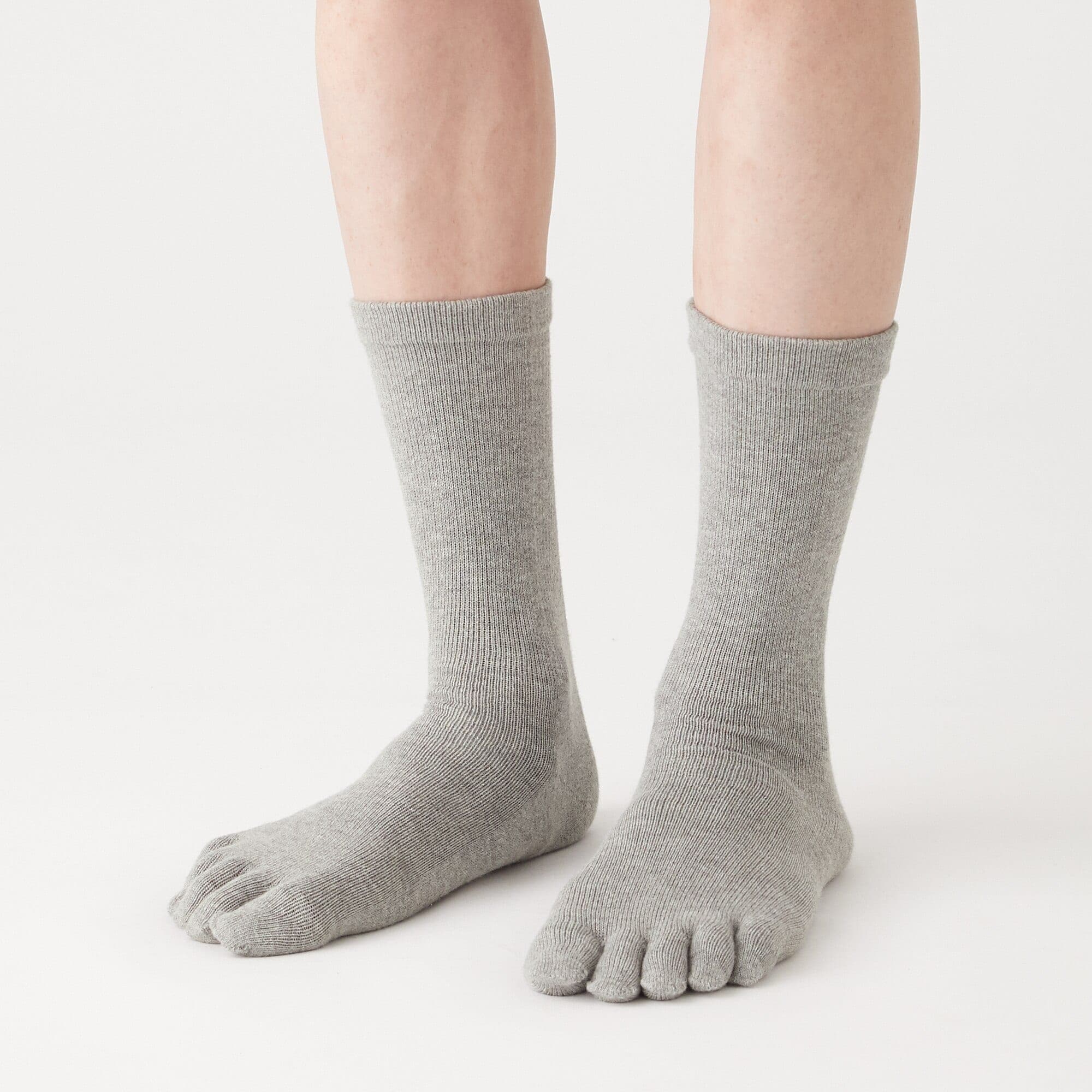 Right Angle 5-Toe Socks - Image 3