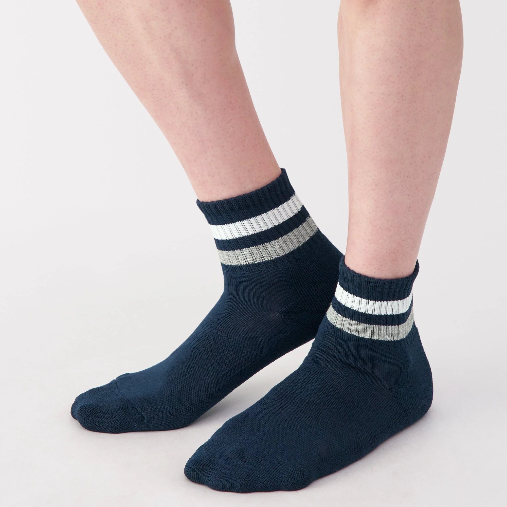 Right Angle Pile Short Socks - Image 3