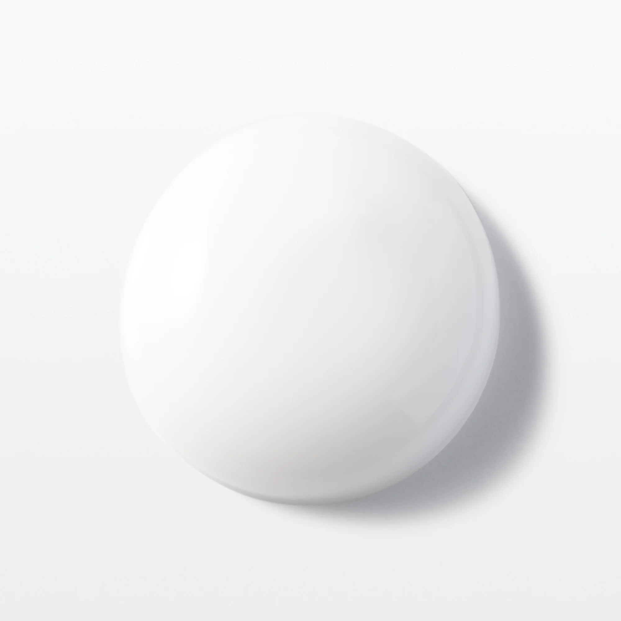 Sensitive Care Moisturizing Milk - Light Moisture - Image 3